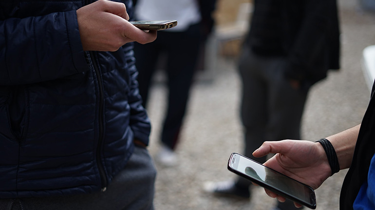 Από σήμερα τα δωρεάν 50 GB στους νέους 15-17 ετών